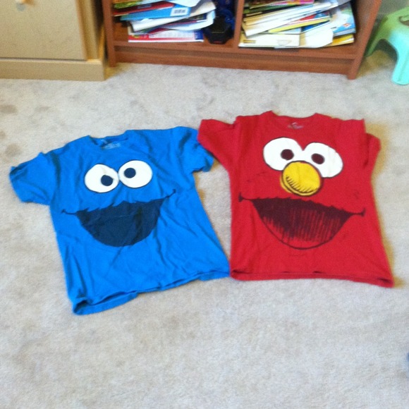 elmo&cookiemonster! tshirt