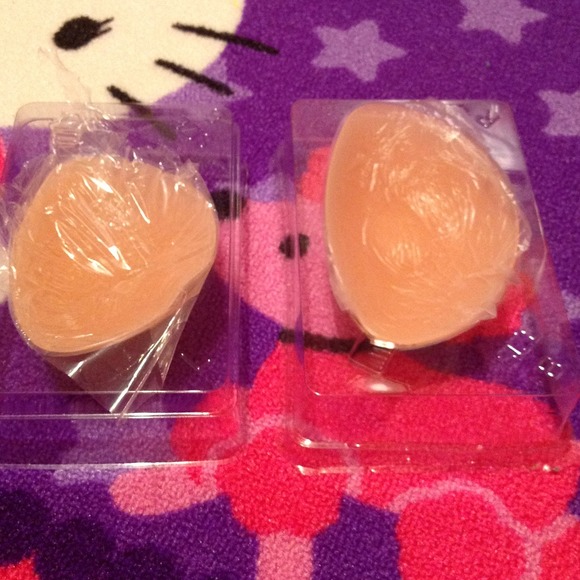 SOLD   Strapless bra