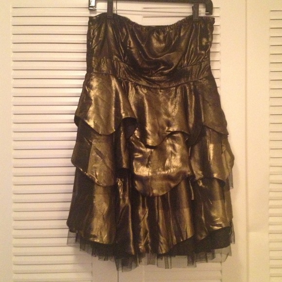 👇REDUCED👇Strapless Bronze Dress by Fumbling Foe - Picture 2 of 2