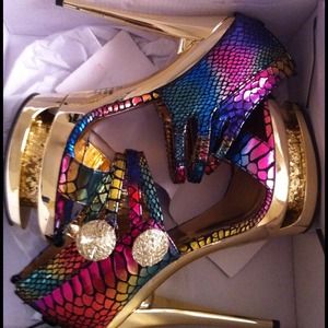 🙅TRADED🙅BRAND NEW!  Multi Colored Sandals