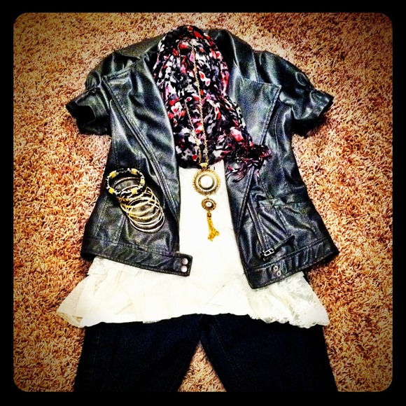 Gray faux leather jacket: Sz. Small
