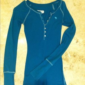 🎀 Sold in bundle Abercrombie teal long s