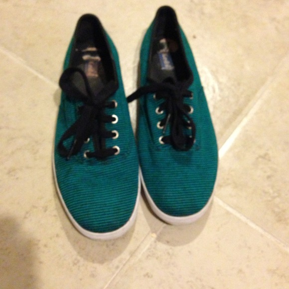 Cute blue/green & black striped KEDS