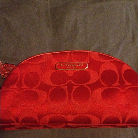 Couch/Estée Lauder cosmetic bag