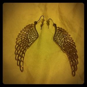 Gold wing earings