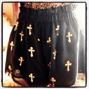 ❌SOLD❌ cross high waist shorts