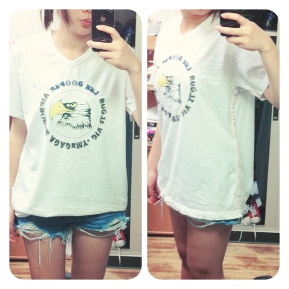 💢SOLD💢🆕Eagle white top