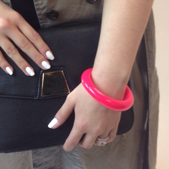 Ben Amun Jewelry - Bright Pink Resin Bangle