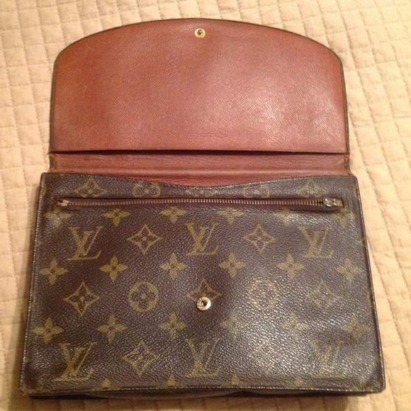 ~~~~SOLD~~~~Authentic vintage  Louis Vuitton bag.