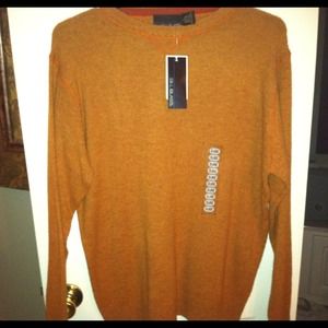 Rust color New Bill Blass men's sweater.