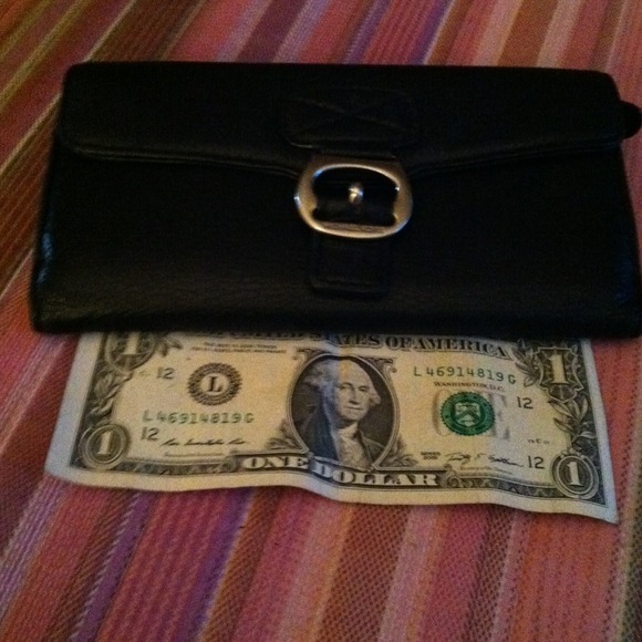 Michael Kors leather blk wallet