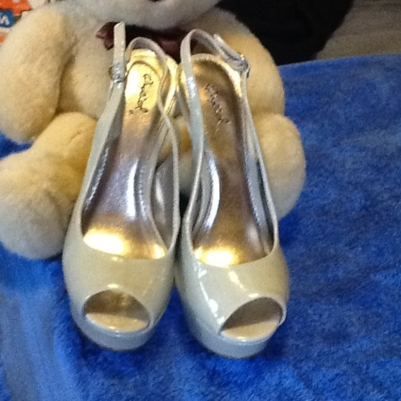 Reduced Qupid high heels