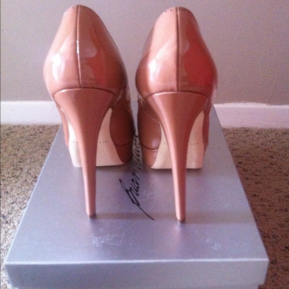 Brian Atwood peep toe pumps - Picture 2 of 4