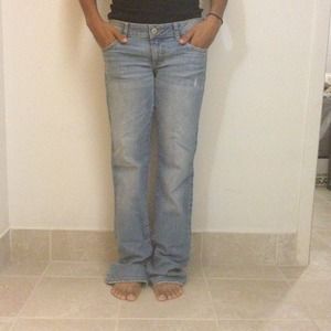 Never worn American Eagle Jeans