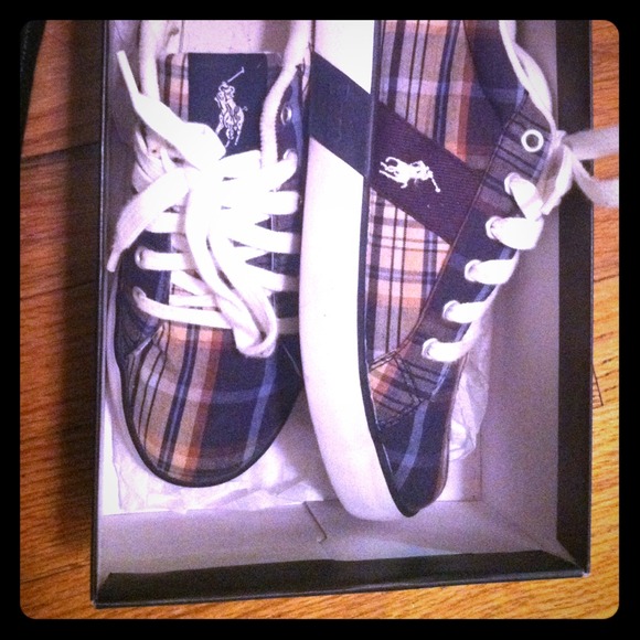 Polo sneakers