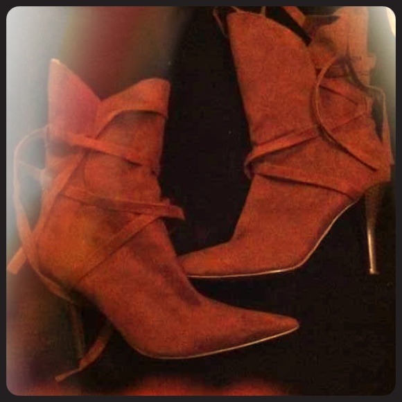 🌟Grown Heels🌟