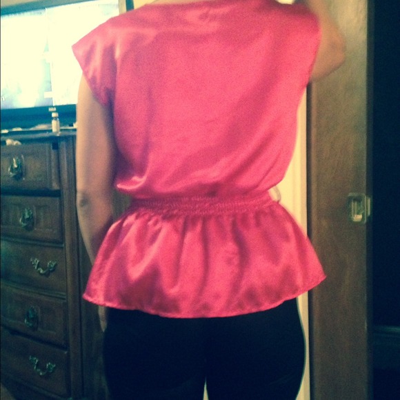 Never Wear, Popping Pink - Picture 4 of 4