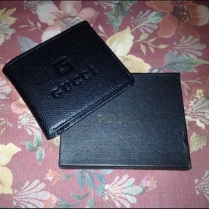 *RESERVED* Gucci Wallet