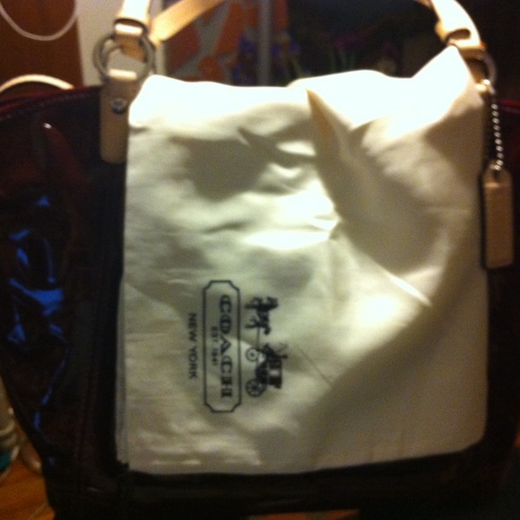 Coach handbags - Picture 4 of 5