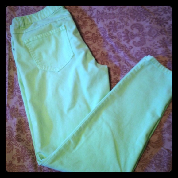 🎀TRADE🎀 Neon Green Pants