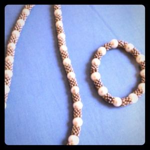 Pearl necklace and bracelet set.