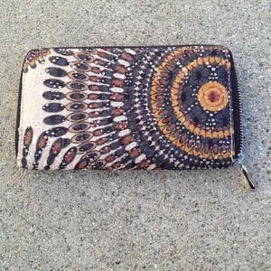 Clutch/wallet