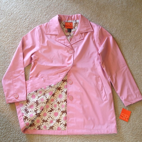 Brand New Pink Retro Daisy ShedRain Topper Coat
