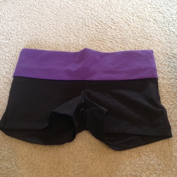 Yoga Shorts- new!!