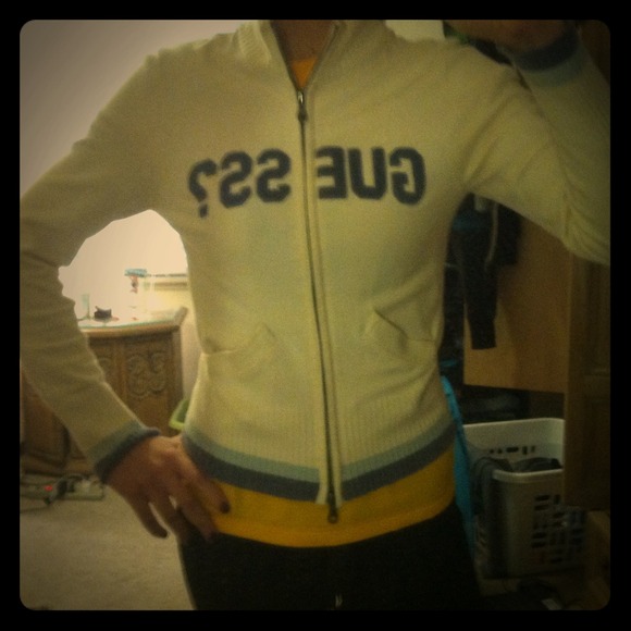 Guess zip up