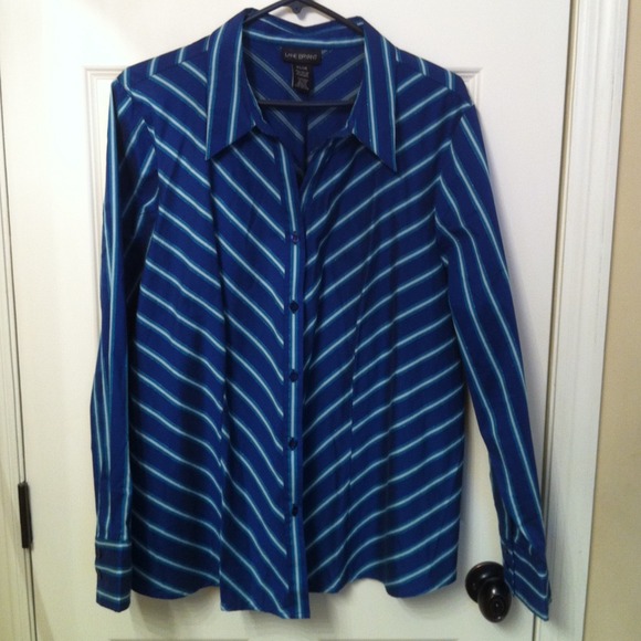 NWOT nice shirt with sparkle accents size 22/24 3X