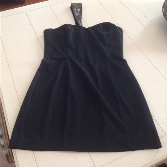 Cute black dress