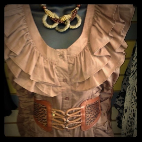 Sleeveless Brown Ruffle Detail Shirt