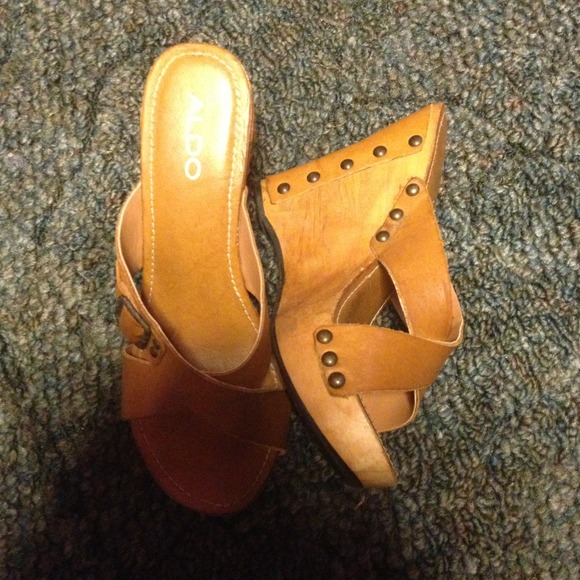 Wedge shoe