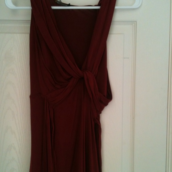 BCBG sleeveless top. - Picture 1 of 2