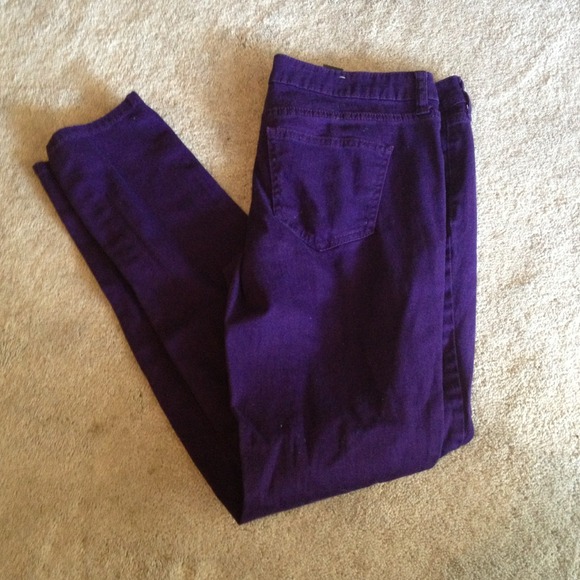 💢Sold💢Purple skinny jeans