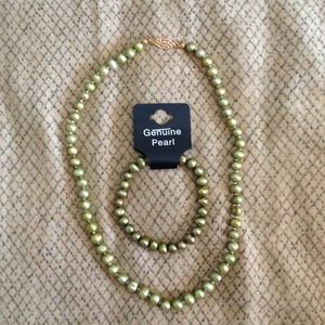 🚫Sold (bundle)Pearl necklace and bracelet
