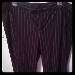 SOLD.......Beautiful black capris.