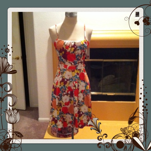 🌝SALE Stylish NWT Marilyn Monroe retro 1940 - Picture 1 of 4