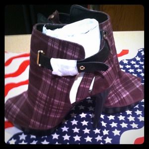 Lavender/ pink peep toe booties