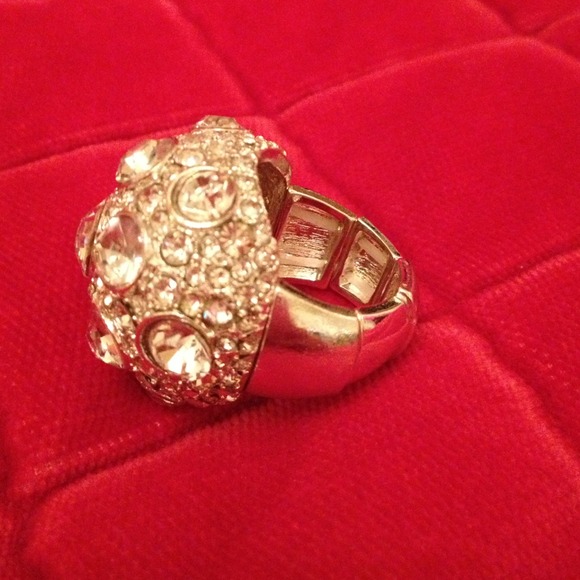 Ring - Picture 2 of 2