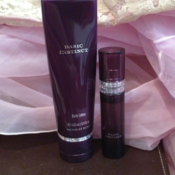 Victoria Secrets Basic Instinct set