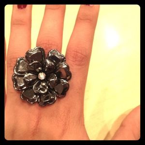 Dark Silver Flower Ring
