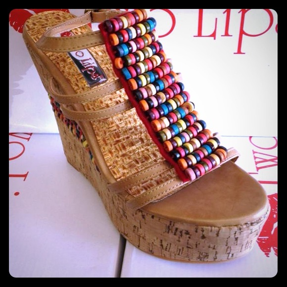 Beaded Wedge