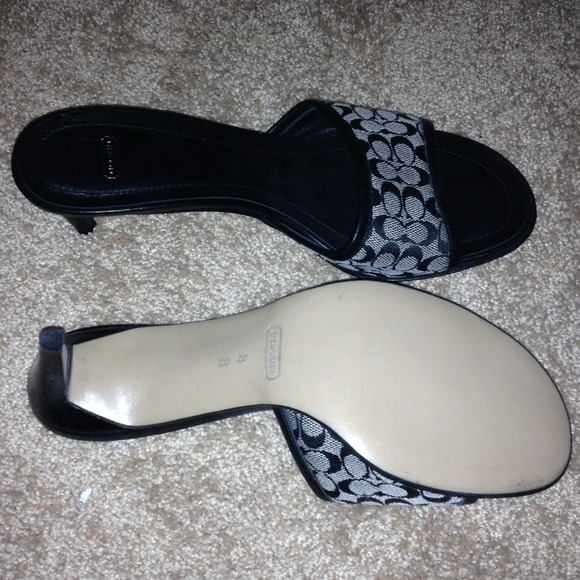 REDUCED!!!!! Authentic New Coach heels!