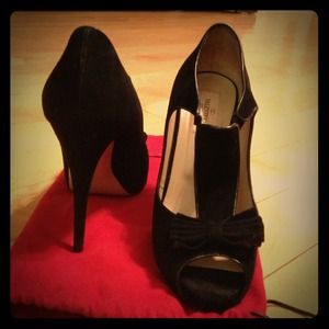 Valentino t-strap suede pumps