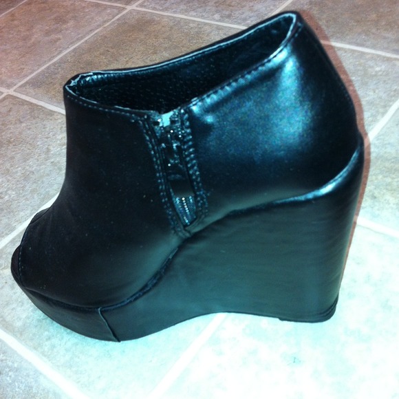 😍😍Sold😍😍 - Picture 2 of 3