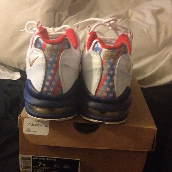 Nike Air Max. Clean only worn a few times.