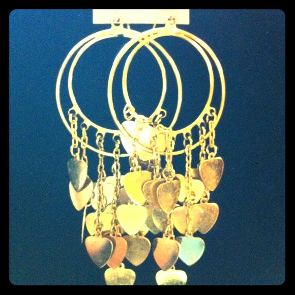 Hoop with dangling hearts