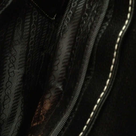 Serendipity Blk Purse w/White Gray Snakeprint Flap - Picture 4 of 4