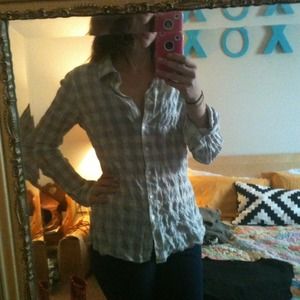 Sold Gingham Button Up
